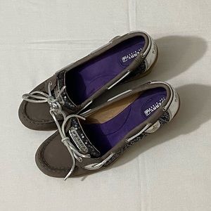 Sperry Top Sider Women’s Casual Gray Leather Wedge Heels Size 10.